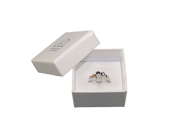 Jewelry box, ring - glossy white